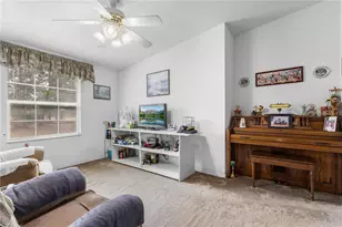 12251 SE 66th Pl, Morriston, FL 32668 - Photo 32