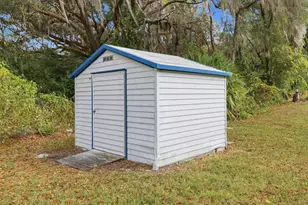 2651 N Canterbury Lake Dr, Hernando, FL 34442 - Photo 34