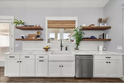 10561 NE 104th Circle, Oxford, FL 34484 - Photo 14