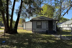 718 NW 22nd Ave, Ocala, FL 34475 - Photo 1