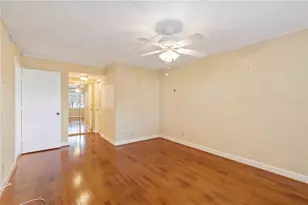 6999 W Country Club Dr N, Sarasota, FL 34243 - Photo 10