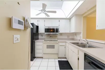 6999 W Country Club Drive N #125, Sarasota, FL 34243 - Photo 6