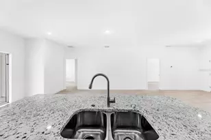 1575 W Lamplighter St, Citrus Springs, FL 34434 - Photo 14