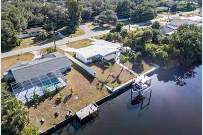 3349 Rock Creek Drive, Port Charlotte, FL 33948 - Photo 2