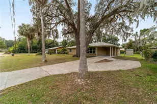 3212 NE 15th Ave, Ocala, FL 34479 - Photo 2