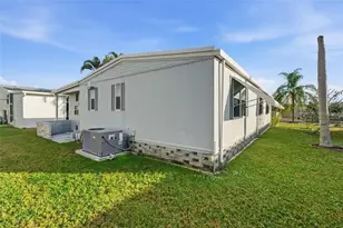 3073 Longview Ln, North Fort Myers, FL 33917 - Photo 36