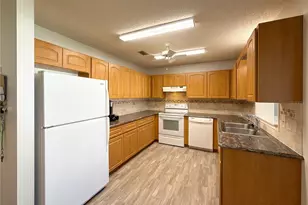 8753 SW 91 St, Ocala, FL 34481 - Photo 4