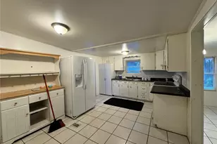 5711 SW 63rd St, Ocala, FL 34474 - Photo 4