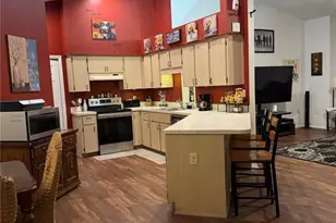 261 E Country Club Dr, Williston, FL 32696 - Photo 2