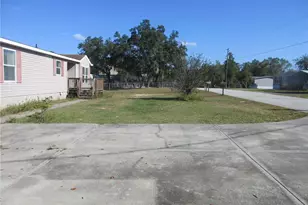 18415 SE 58th Pl, Ocklawaha, FL 32179 - Photo 14