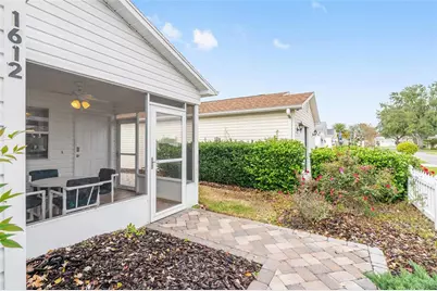 1612 Campos Drive, The Villages, FL 32162 - Photo 4