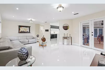 14040 SW 14th Street, Miami, FL 33184 - Photo 2