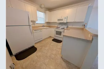 2598 Hialeah Avenue, The Villages, FL 32162 - Photo 6