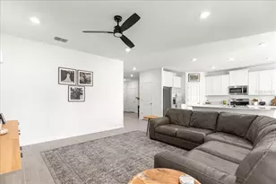 3278 NE 38th Ln, Ocala, FL 34479 - Photo 8