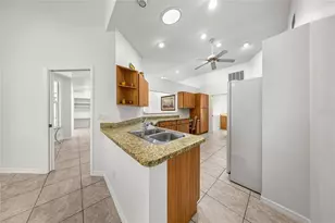 9600 N Holyoak Terrace, Dunnellon, FL 34433 - Photo 10