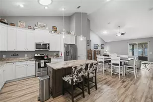 8252 SE 164th Pl, Summerfield, FL 34491 - Photo 8