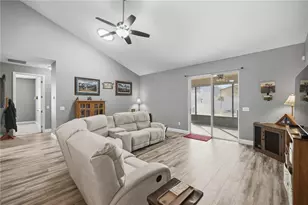 8252 SE 164th Pl, Summerfield, FL 34491 - Photo 12