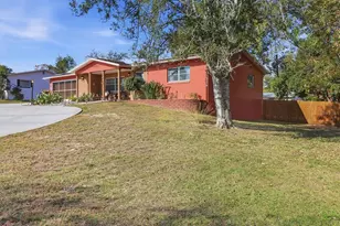 214 S Monroe St, Beverly Hills, FL 34465 - Photo 2