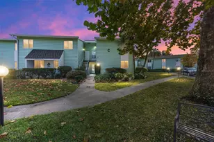 584 Midway Dr, Ocala, FL 34472 - Photo 1