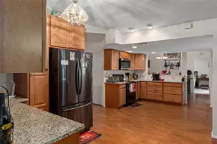 8095 Philatelic Dr, Spring Hill, FL 34606 - Photo 16