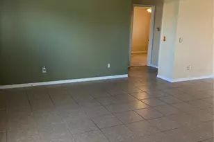 15405 SW 43 Ave Rd, Ocala, FL 34473 - Photo 4