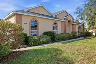 5528 W Hunters Ridge Cir, Lecanto, FL 34461 - Photo 4