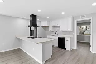 14 N Harrison St, Beverly Hills, FL 34465 - Photo 10