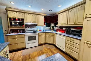 17725 Powerline Rd, Dade City, FL 33523 - Photo 18