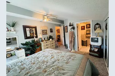 17725 Powerline Road, Dade City, FL 33523 - Photo 36