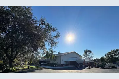 17725 Powerline Road, Dade City, FL 33523 - Photo 34