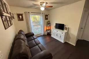 8121 Co Rd 243B, Wildwood, FL 34785 - Photo 14