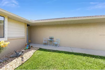 5032 SE 107th Place, Belleview, FL 34420 - Photo 4