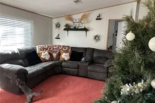 640 SE 10th St, Williston, FL 32696 - Photo 2