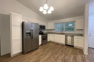 8853 E Marvin St, Floral City, FL 34436 - Photo 10