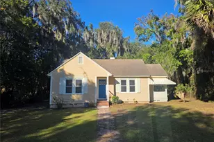 1023 NE 6th St, Ocala, FL 34470 - Photo 2