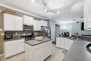 1740 Bonita Bluff Ct, Ruskin, FL 33570 - Photo 14