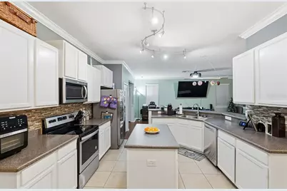 1740 Bonita Bluff Court, Ruskin, FL 33570 - Photo 16