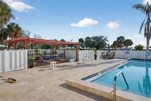 11243 W Bayshore Dr, Crystal River, FL 34429 - Photo 36