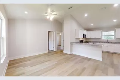 24159 NW Banyan Lane, Dunnellon, FL 34431 - Photo 2