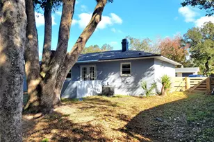 2826 NE 18th Ct, Ocala, FL 34470 - Photo 4