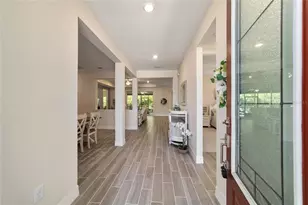 1129 SE 42nd Rd, Ocala, FL 34480 - Photo 2