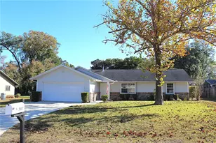707 NE 46th Ct, Ocala, FL 34470 - Photo 1