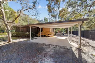 13168 NE 19th Ln, Silver Springs, FL 34488 - Photo 4