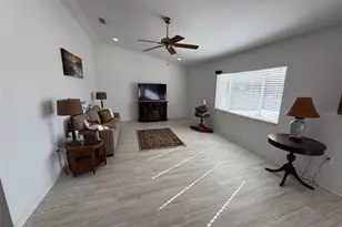 9685 SE 136th Pl, Summerfield, FL 34491 - Photo 4