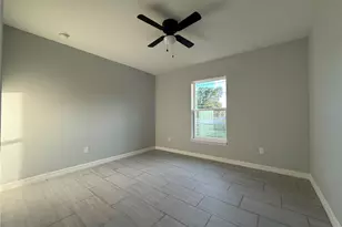 37 Locust Dr, Ocala, FL 34472 - Photo 4