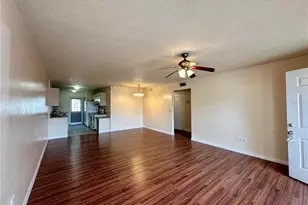 343 E Rosewood Ln, Tavares, FL 32778 - Photo 2