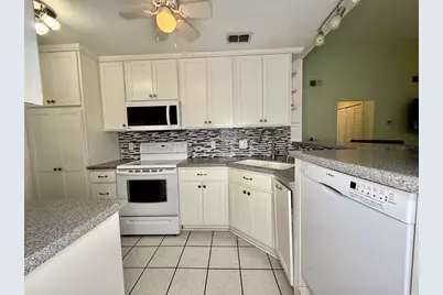 5013 SE 108th Place, Belleview, FL 34420 - Photo 12