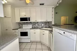 5013 SE 108th Pl, Belleview, FL 34420 - Photo 12