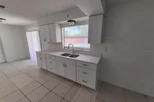 229 W Casurina Pl, Beverly Hills, FL 34465 - Photo 6