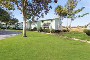 487 Midway Dr, Ocala, FL 34472 - Photo 2